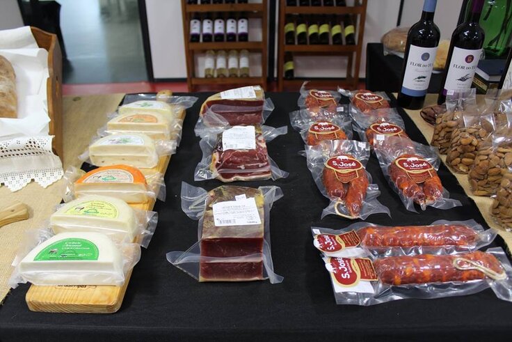 58383479_2264602557141827_737675150077460480_n