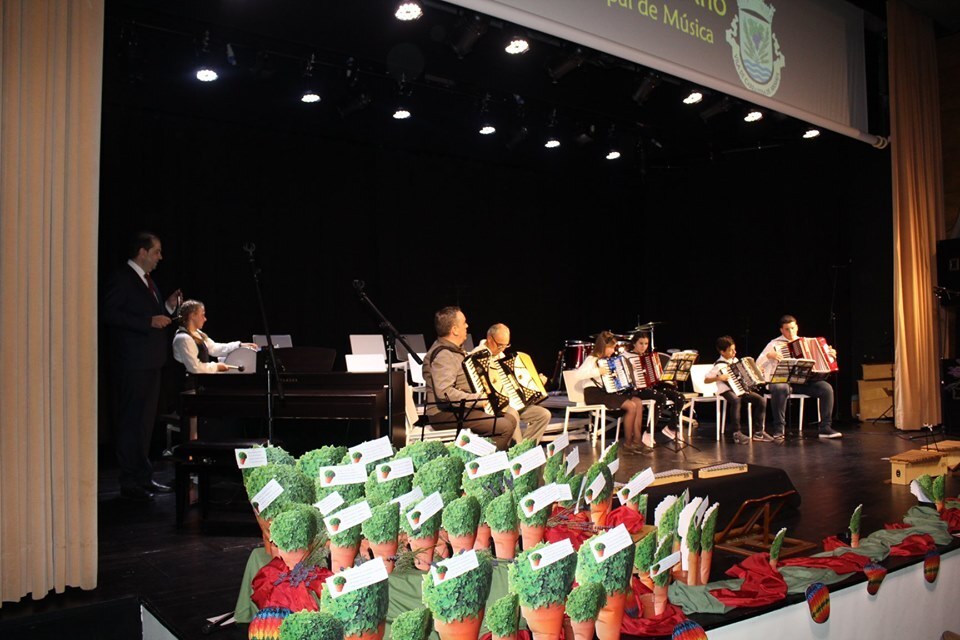 64759353_2308203316115084_224298383496445952_n