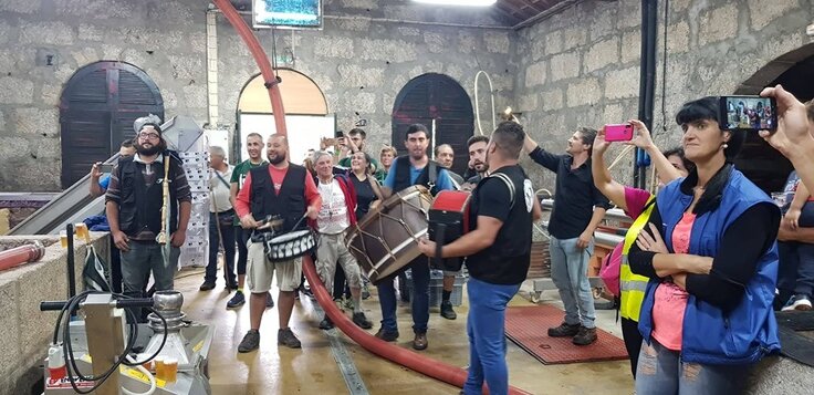 70413103_2377037742564974_7823898802204442624_n